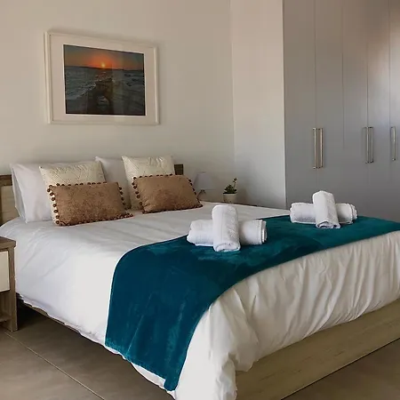 Villa Sophia's Seaview Luxury *