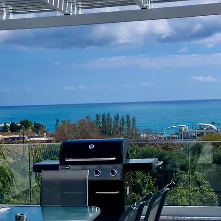 Sophia's Seaview Luxury