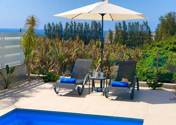 Vila Sophia's Seaview Luxury