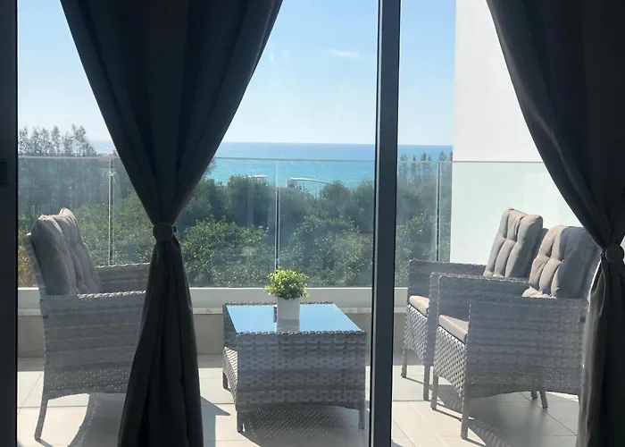 Sophia's Seaview Luxury *