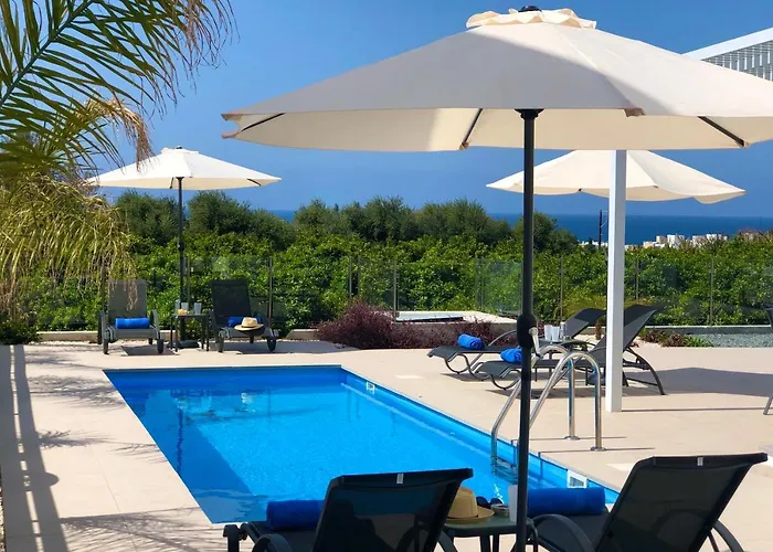 Sophia's Seaview Luxury