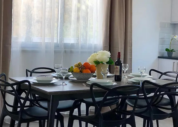 Sophia's Seaview Luxury *